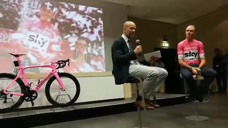 Chris Froome, una giornata a Sky